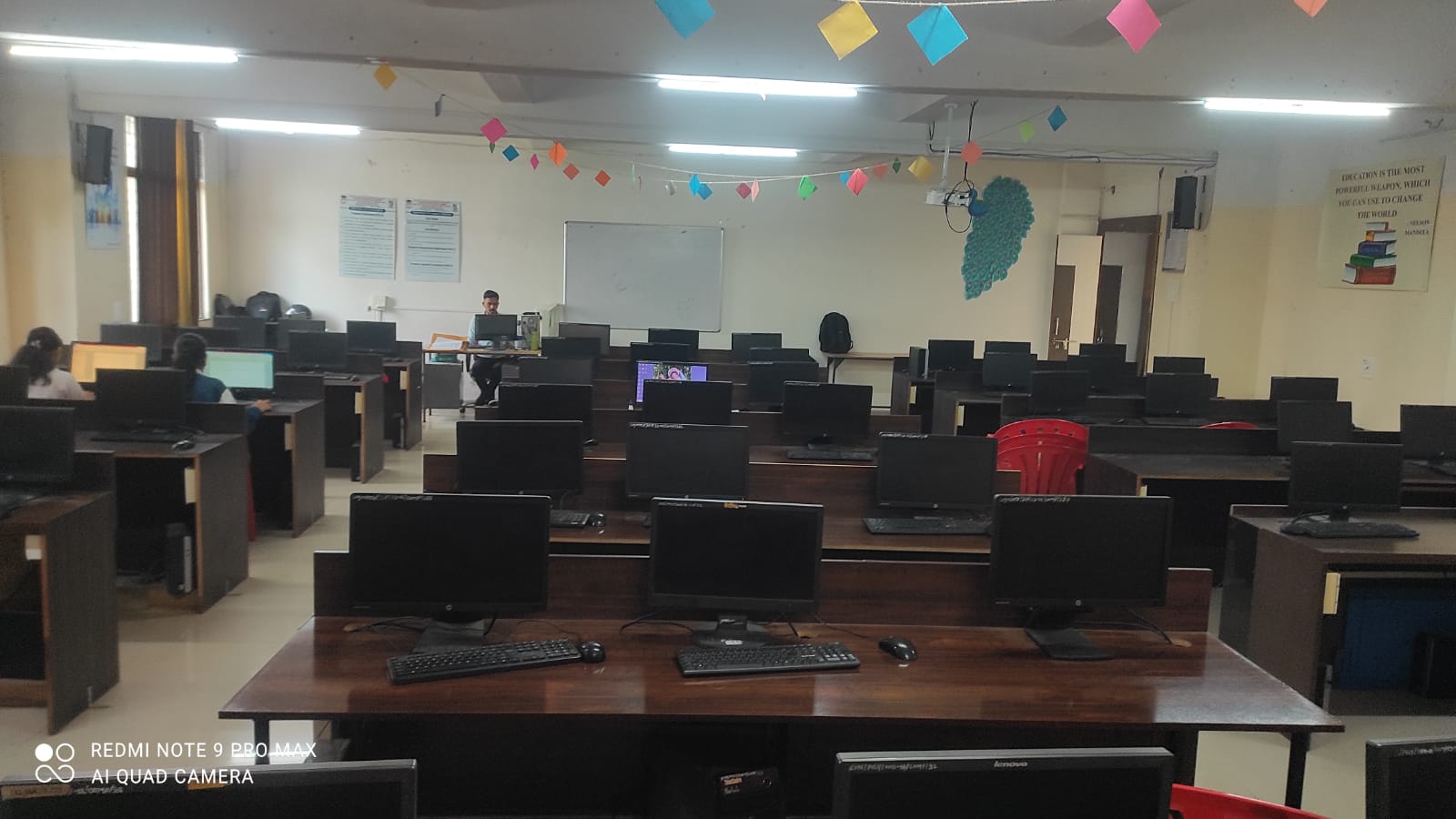 COMPUTER CENTER